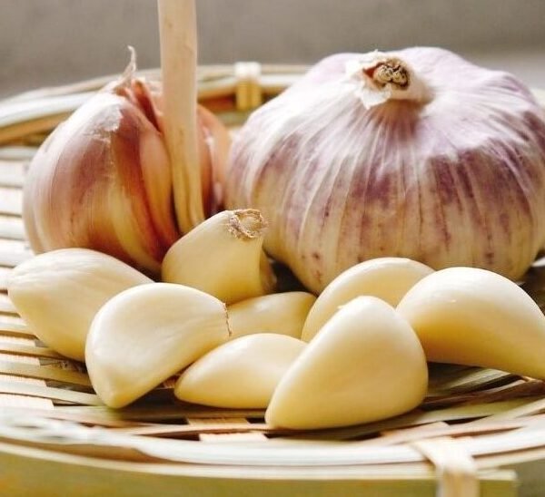 This is the best way to store garlic